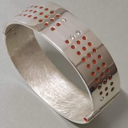 Dotted Date Armband